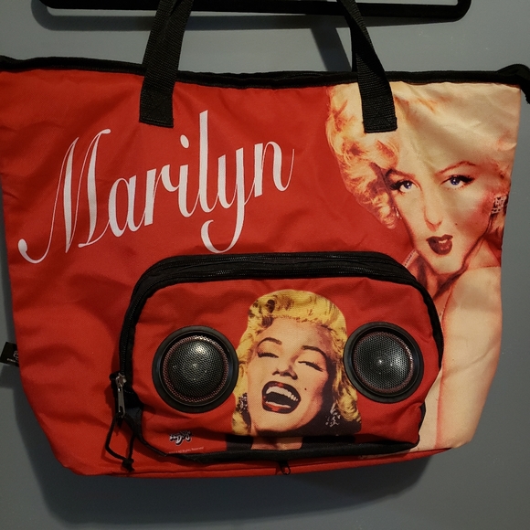 Marilyn Monroe Large Tote w/speakers Bag - Picture 2 of 12
